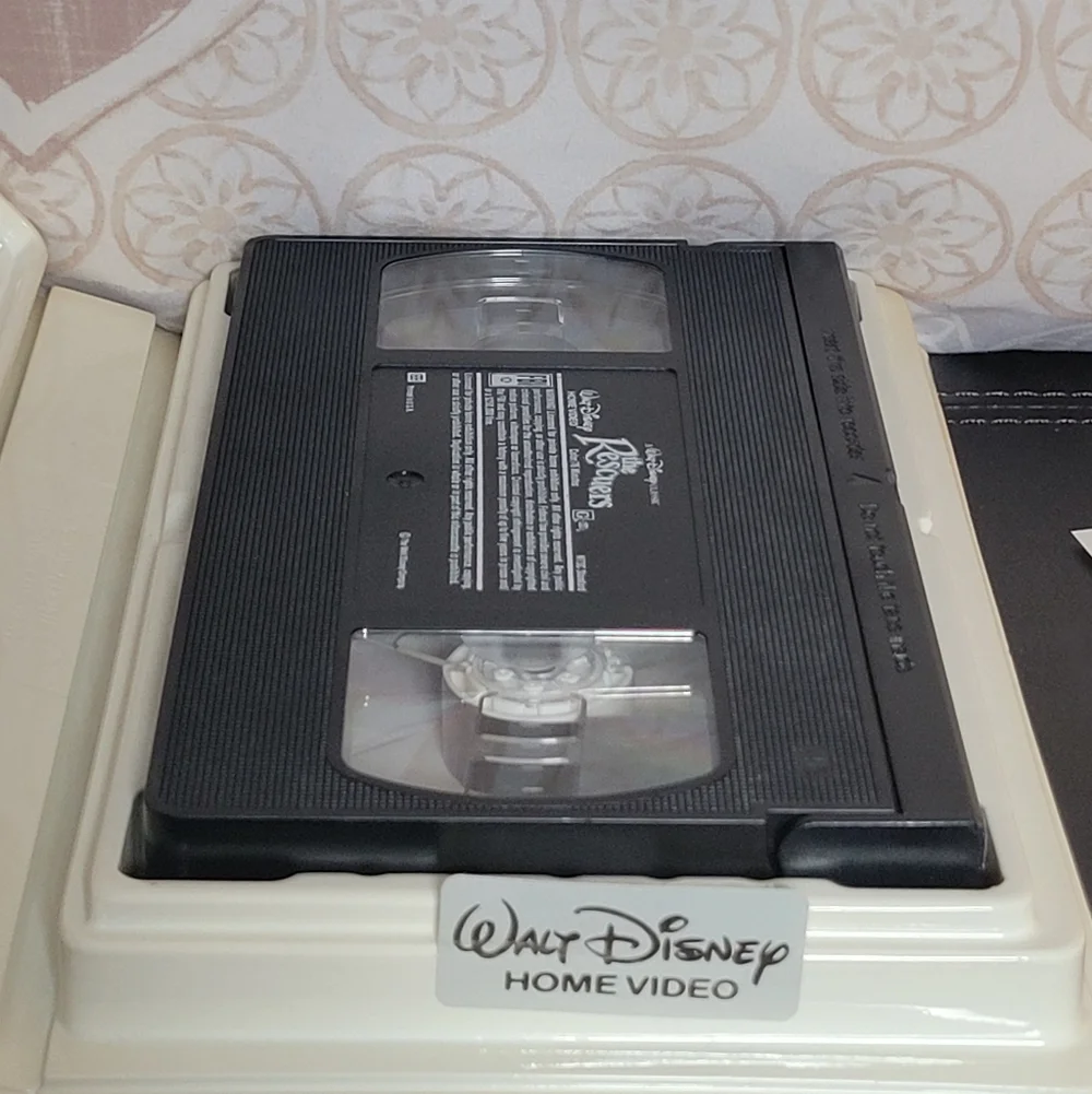 Rare Disney Black Diamond VHS – The Rescuers + Proof of Purchase